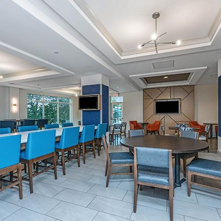 Holiday Inn Express & Suites Charleston Arpt-Conv Ctr Area By Ihg North Charleston Zewnętrze zdjęcie