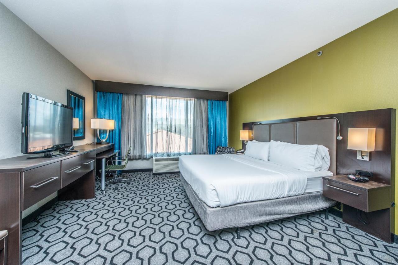 Holiday Inn Express & Suites Charleston Arpt-Conv Ctr Area By Ihg North Charleston Zewnętrze zdjęcie