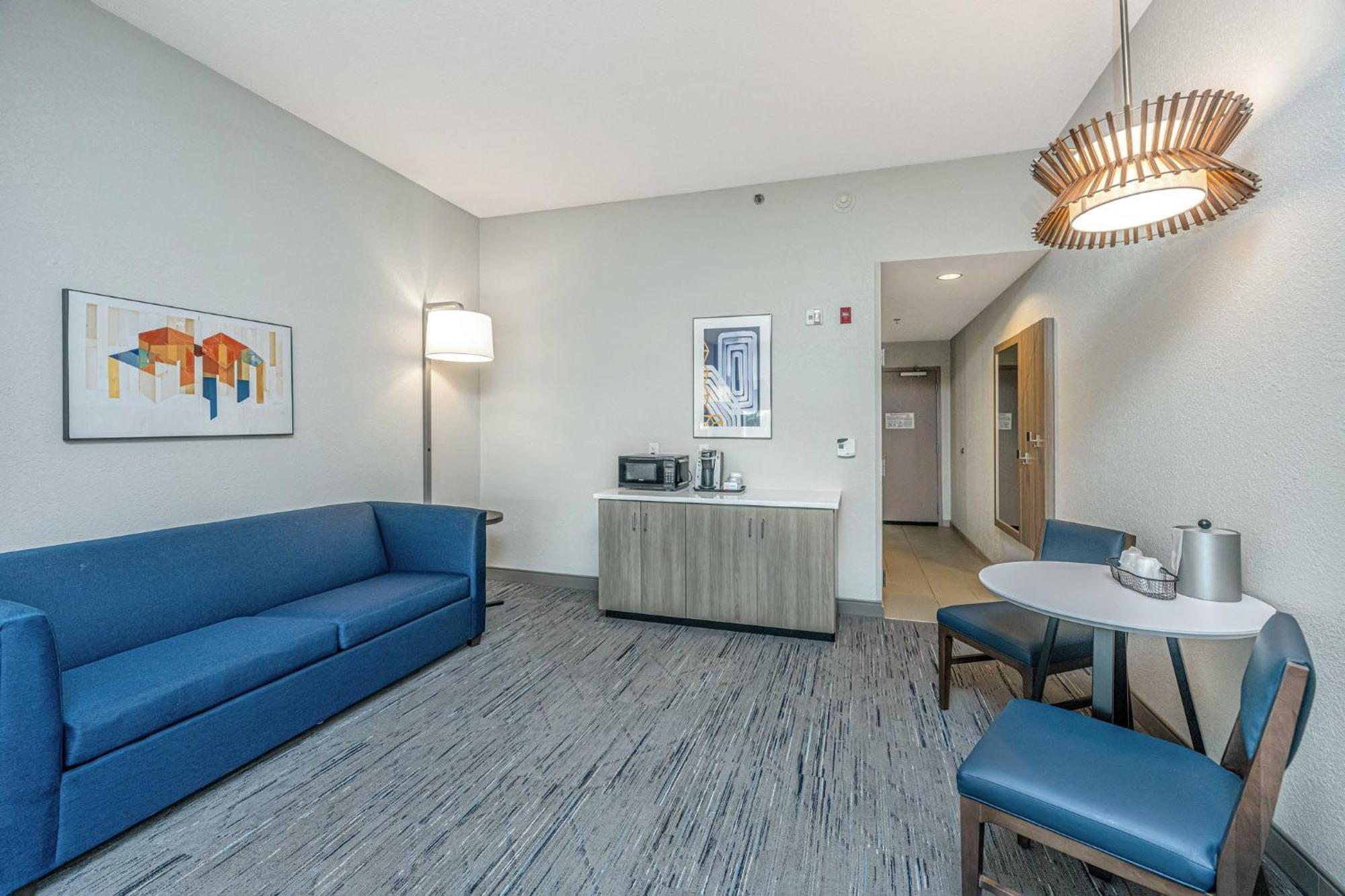 Holiday Inn Express & Suites Charleston Arpt-Conv Ctr Area By Ihg North Charleston Zewnętrze zdjęcie