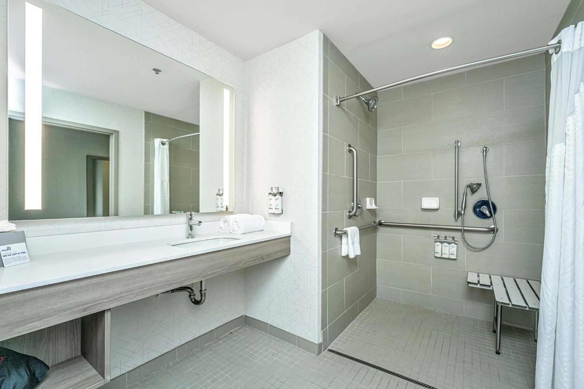 Holiday Inn Express & Suites Charleston Arpt-Conv Ctr Area By Ihg North Charleston Zewnętrze zdjęcie