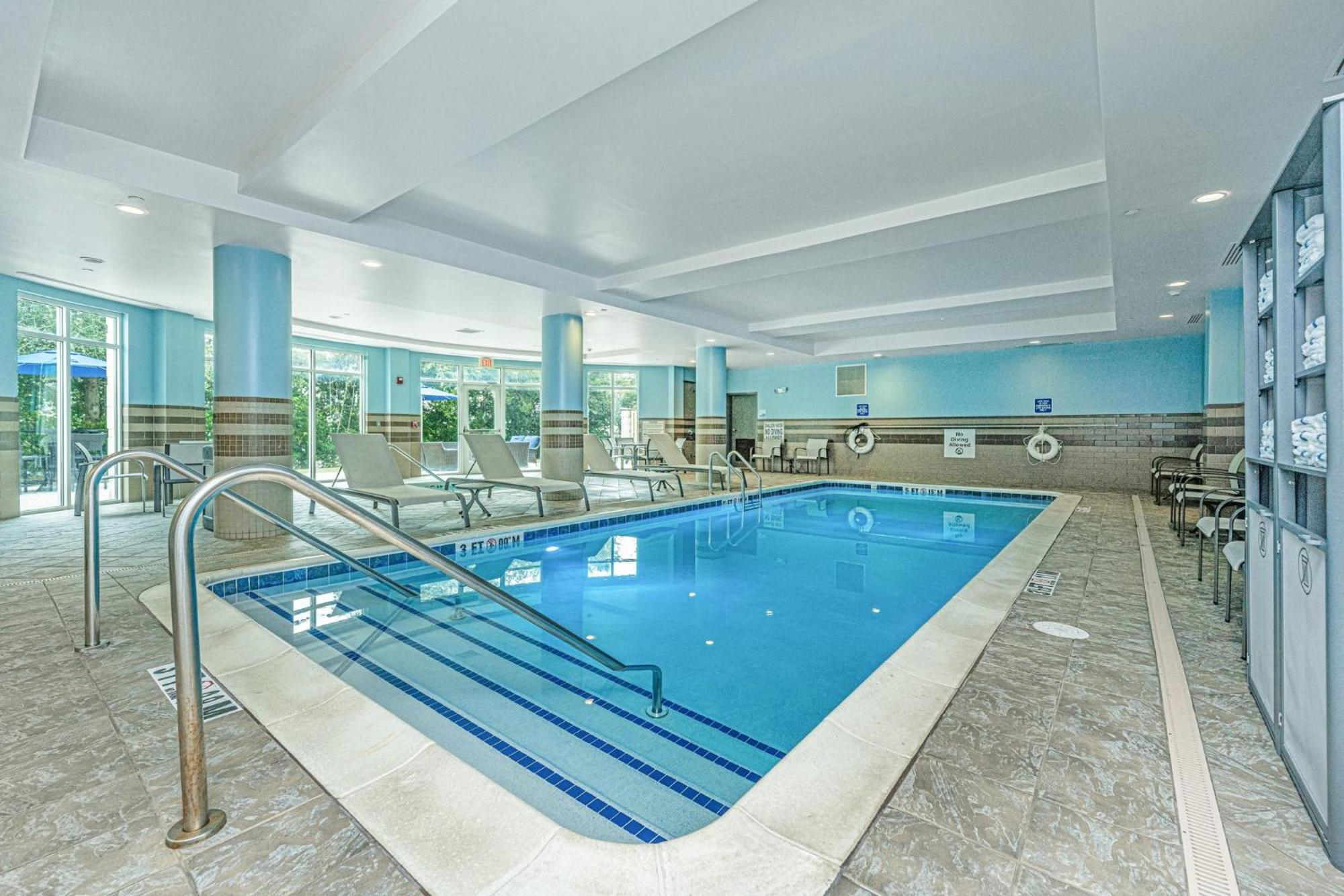 Holiday Inn Express & Suites Charleston Arpt-Conv Ctr Area By Ihg North Charleston Zewnętrze zdjęcie