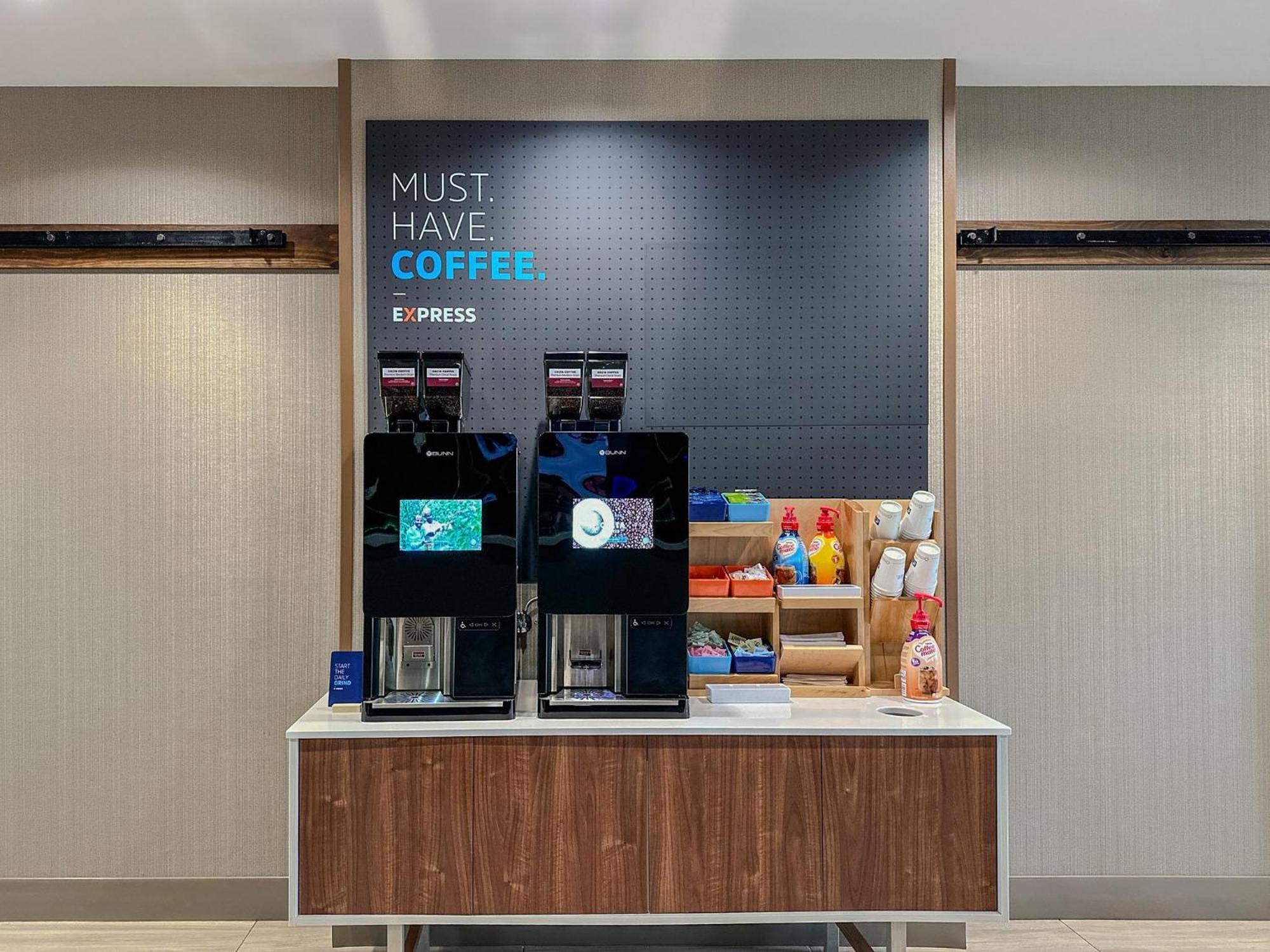 Holiday Inn Express & Suites Charleston Arpt-Conv Ctr Area By Ihg North Charleston Zewnętrze zdjęcie